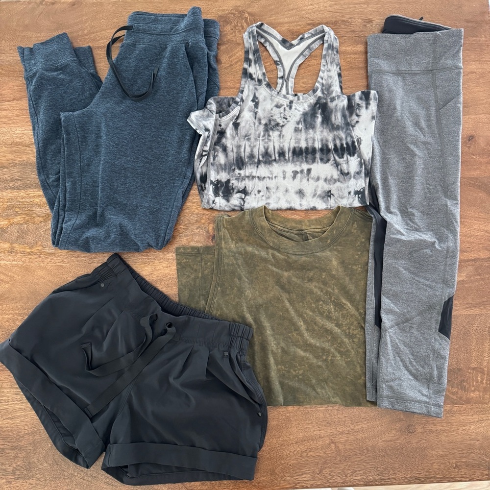 Lululemon 5 Piece Bundle